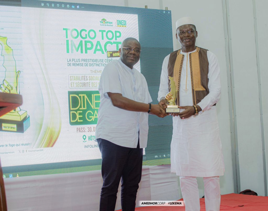 Acte 6 de TTI : ADOYI Ahmed Essowavana honoré pour ses efforts pour le développement communautaire