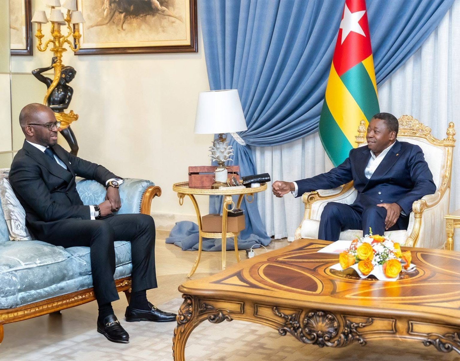 Togo : le patron d’Ecobank rend compte à Faure Gnassingbé après une AG aux résultats solides
