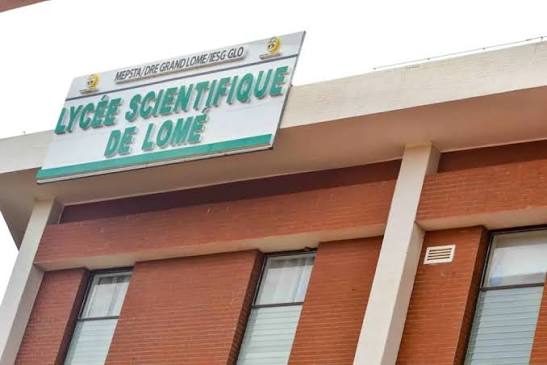 Togo/Éducation : ouverture de 1 200 places avec cinq nouveaux lycées scientifiques à cycle complet