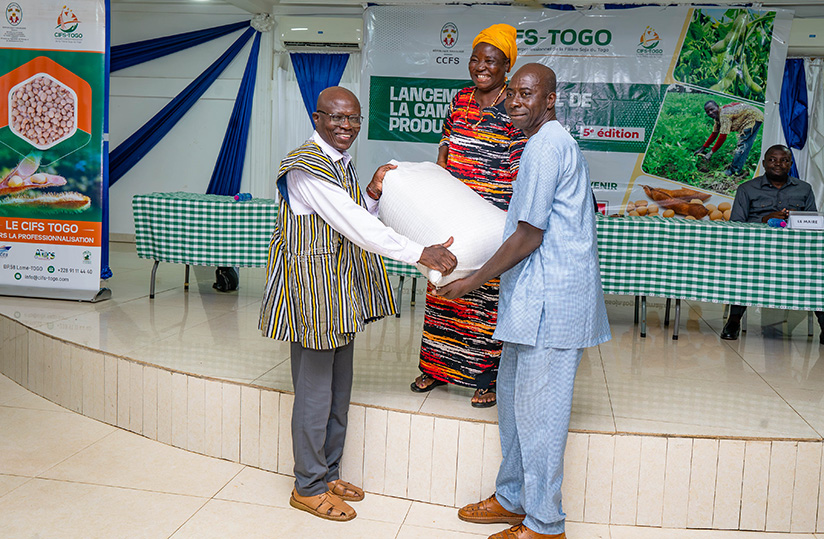 Togo/Soja bio : 25 tonnes de semences certifiées distribuées aux coopératives