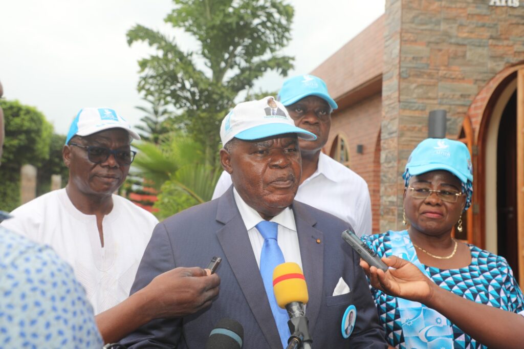 Togo/Ve République : l’appel du parti UNIR à dépasser les clivages politiques