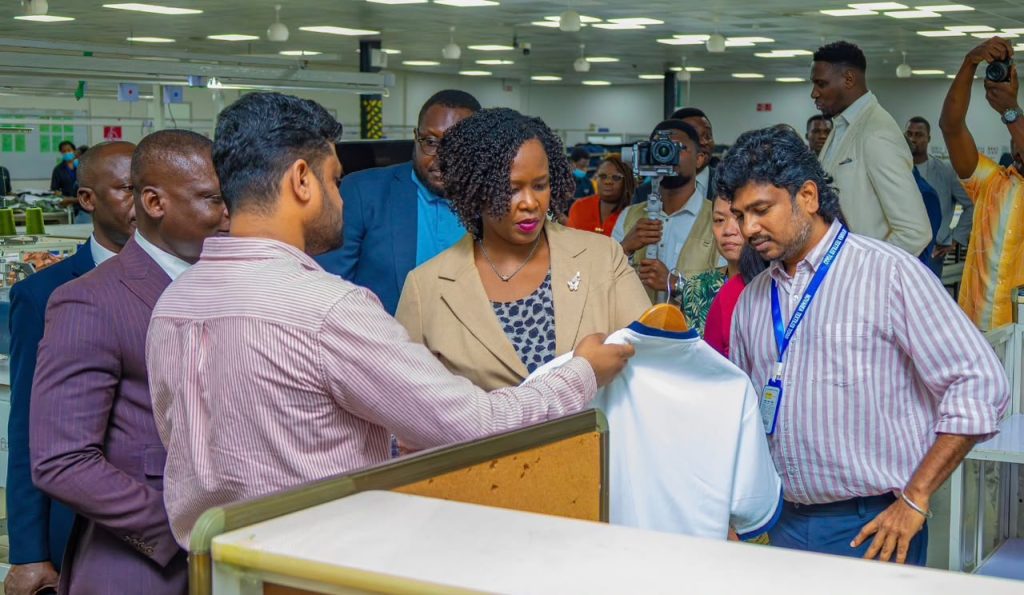Togo/Textile sportif : NBA Africa explore le potentiel industriel de la Plateforme industrielle d’Adétikopé