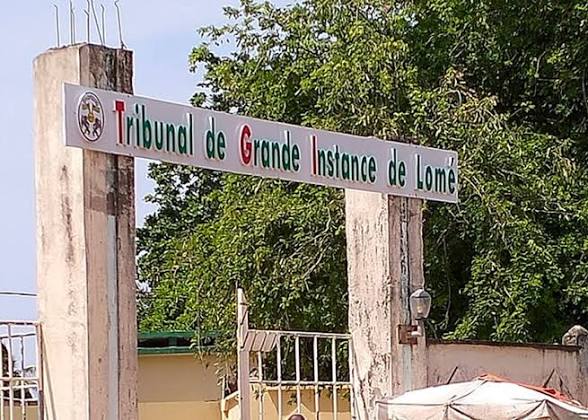 Togo/Justice : la magistrate poursuivie pour escroquerie présumée comparaît depuis ce jeudi 15 octobre devant la Cour suprême